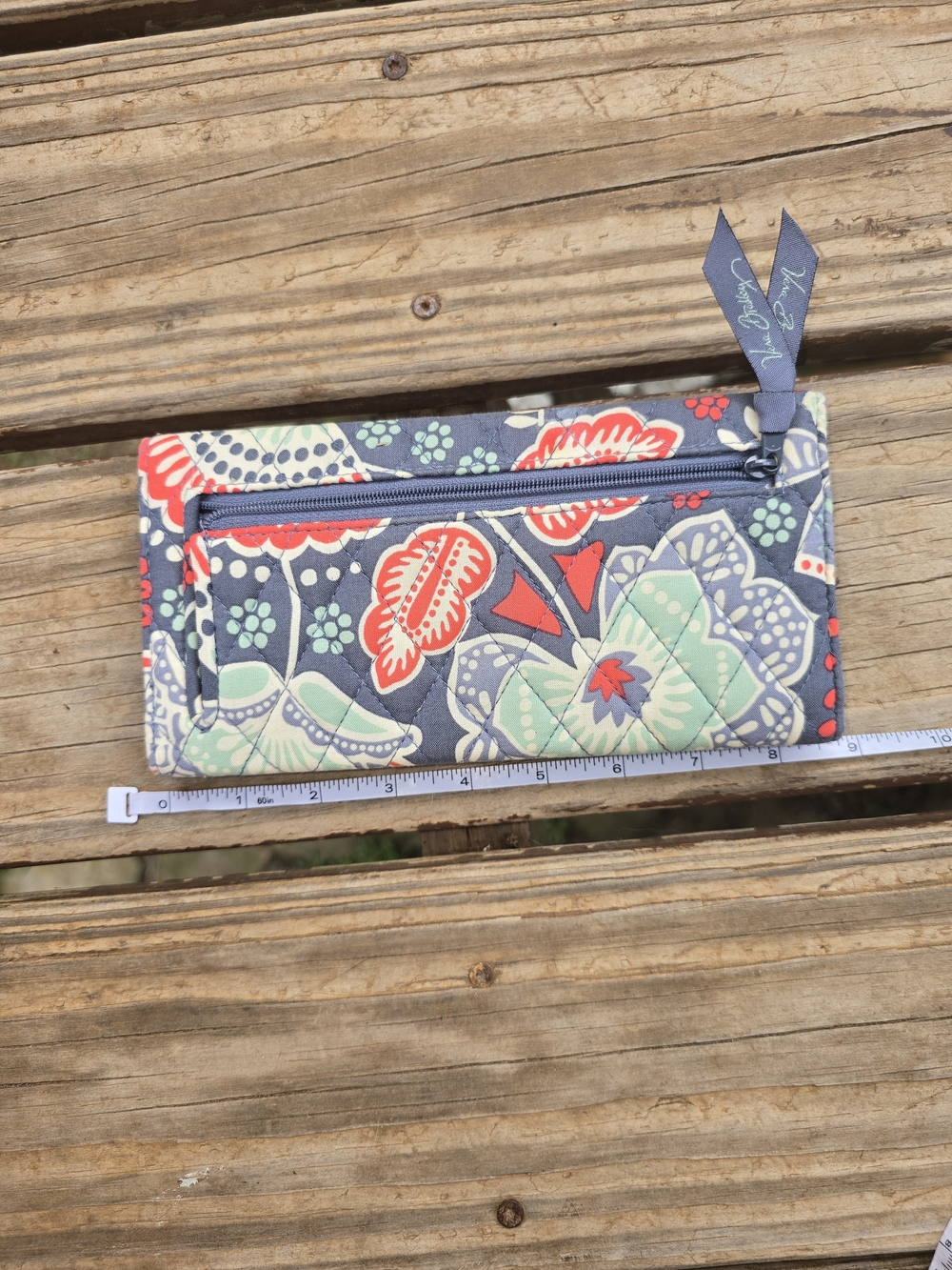 Vera Bradley Quilted Floral Tote in Nomadix Floral - Picture 11 of 12